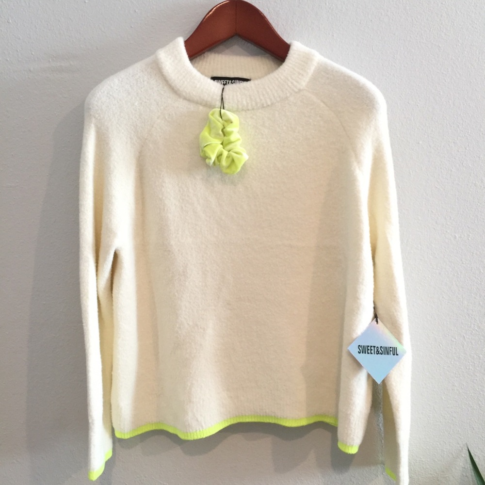 Sweet & Sinful Sweater Soft Lime Scrunchie Set